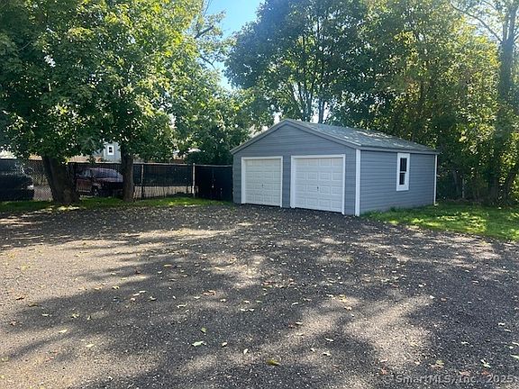 2-Car Garage