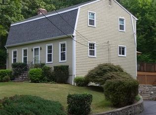 635 Maureen Cir, Burrillville, RI 02839