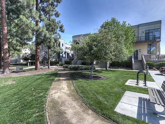 3rd image of 1004 Plover Ln