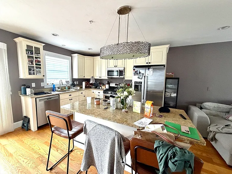 9 Park St #4 — Photo 5
