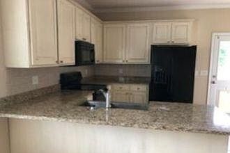 5th image of 157 Mayfield Dr