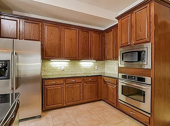 3rd image of 455 Long Cove Dr