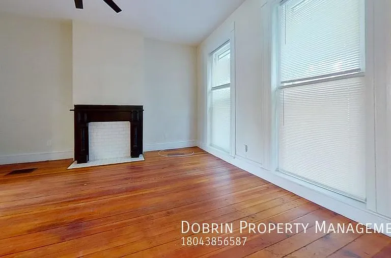 505 W Marshall St — Photo 3