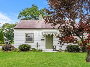 181 30th St NW, Barberton, OH