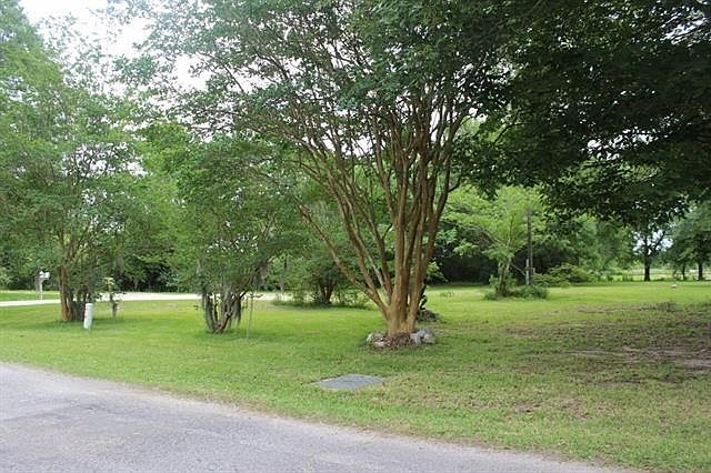 2nd image of 5026 S Prien Lake Rd