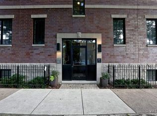 1955 W Barry Ave APT 1E, Chicago, IL 60657