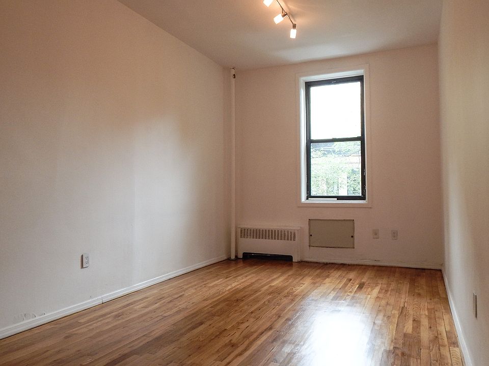 1st image of 40 W 95th St APT 4