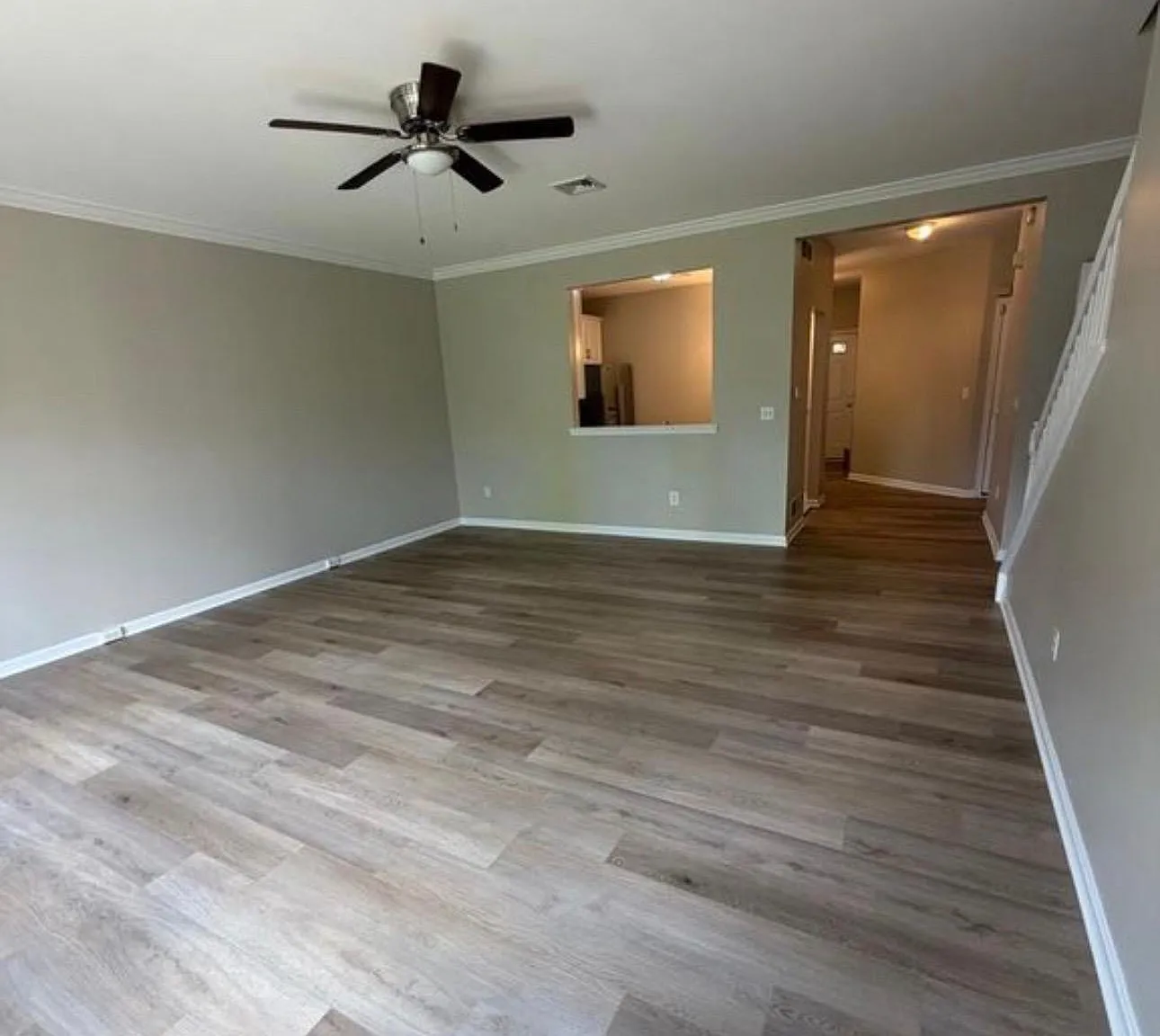 2 bed, 1980 sqft, $2,500 — Photo 3