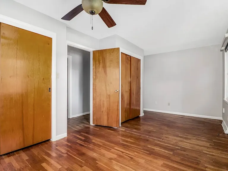 725 Dale St — Photo 12