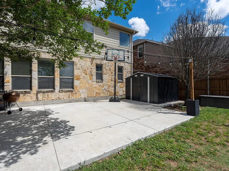 227 Sandstone Trl — Photo 27