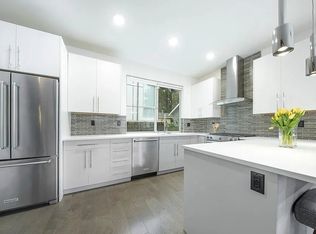 744B N 95th St, Seattle, WA 98103