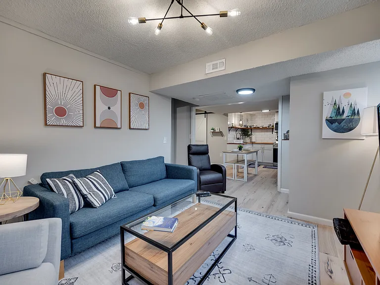 2506 Oakwood Ave #B — Photo 30