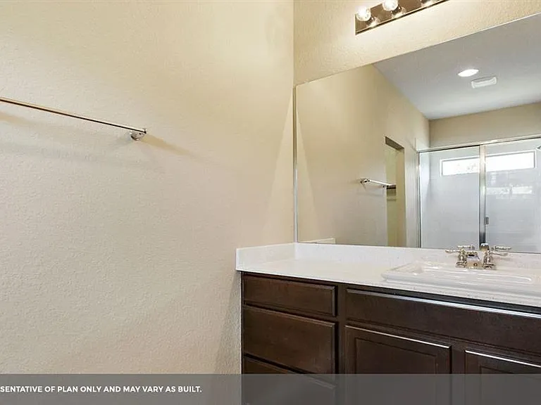 14909 Custis Ln — Photo 12