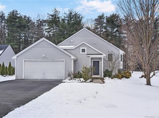 134 Firetown Rd #134, Simsbury, CT 06070