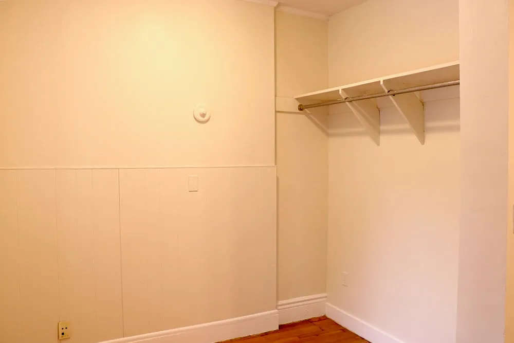 Studio, 450 sqft, $2,300 — Photo 4