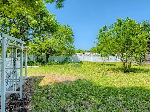 5th image of 3106 Sanger Creek Way