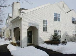 423 Hampton Place Blvd, Troy, NY 12180