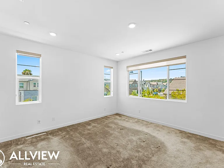 32465 Combine Dr — Photo 25