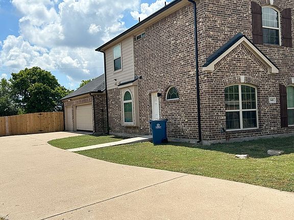 3rd image of 848 Sabona Dr