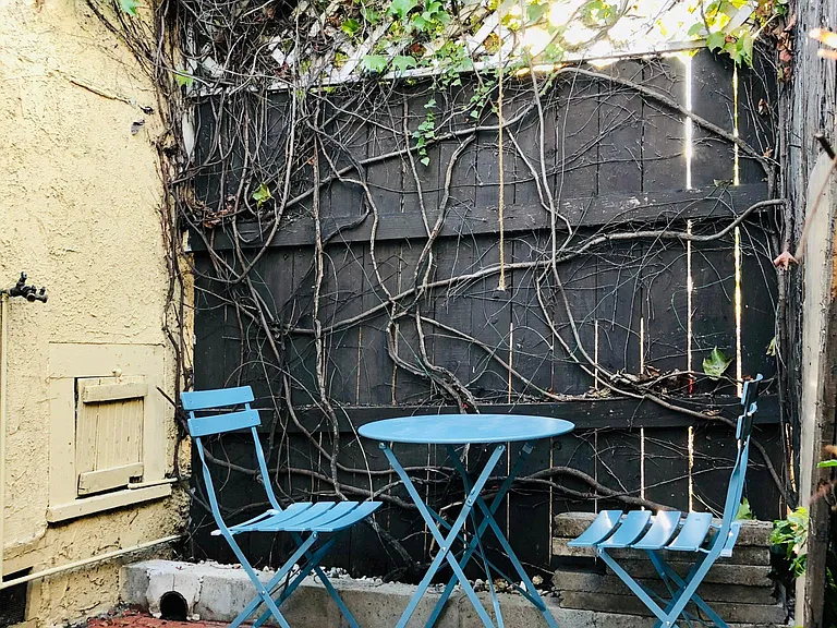 Private outdoor dining area