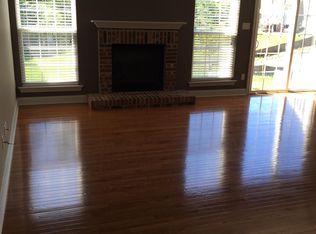1252 Woodgrove Park Dr, O'Fallon, MO 63366