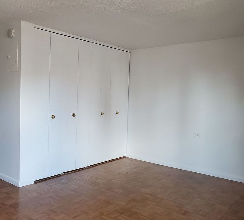 1st image of 1751 2nd Ave APT 4E