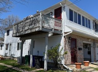 278 Tennyson Dr #2F, Staten Island, NY 10308
