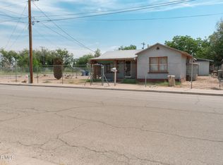 194 Aranda Ln, El Paso, TX 79907