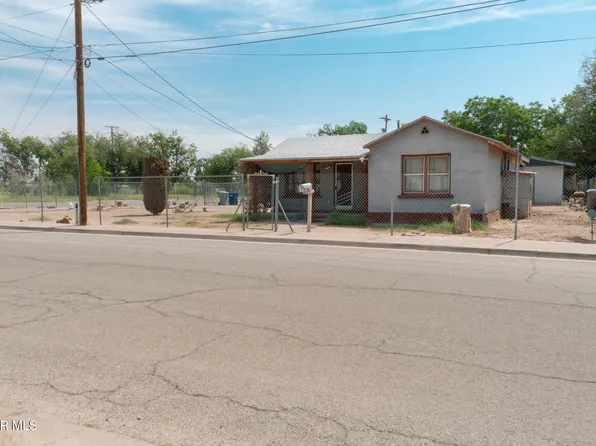 194 Aranda Ln, El Paso, TX 79907