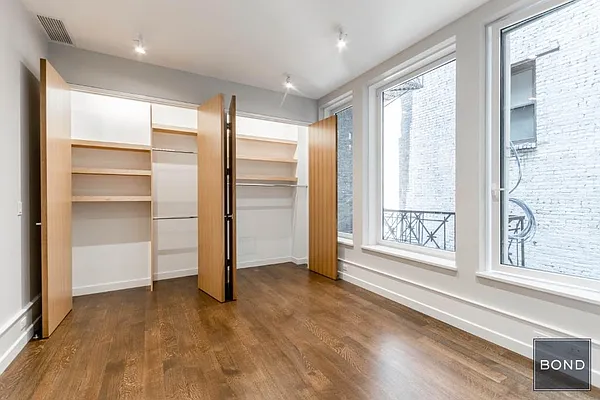 Rented by Bond New York | media 14