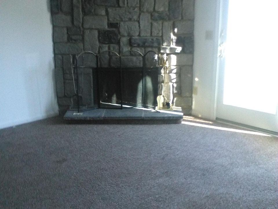 living room/fireplace