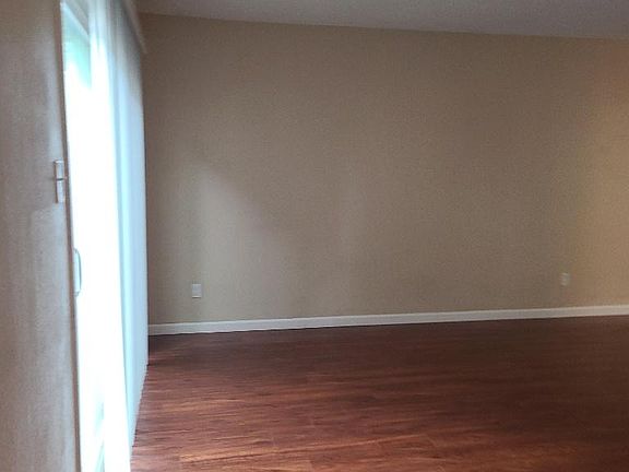5th image of 6140 Gloria Dr APT 8
