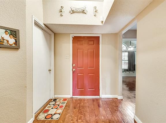 2nd image of 614 Lemons St