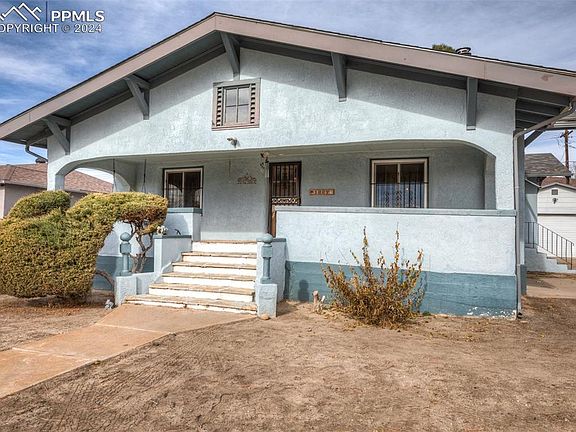 3rd image of 1227 E 3rd St