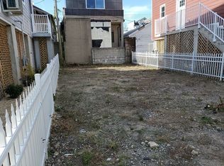 18 Stanton Rd, Brooklyn, NY 11235