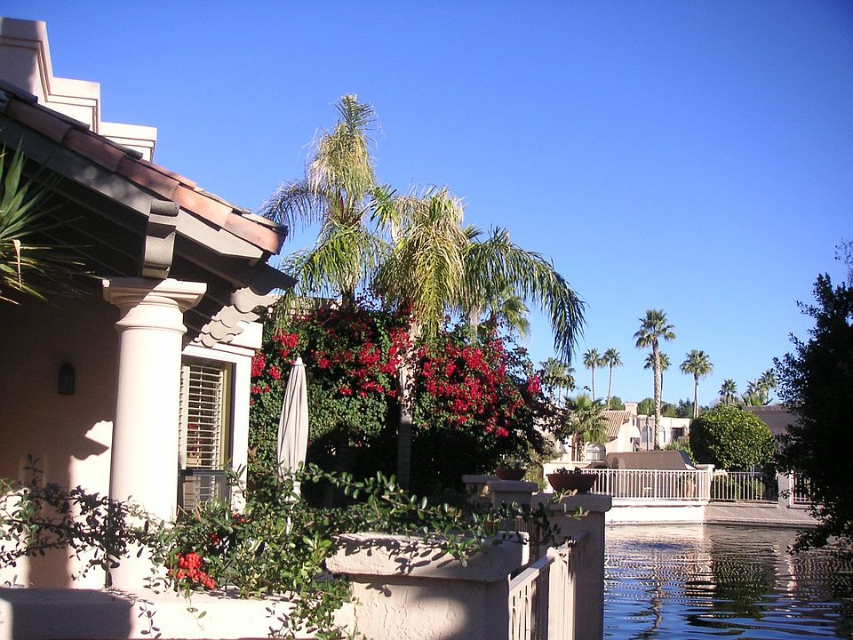 THE BACK PATIO ON THE POND