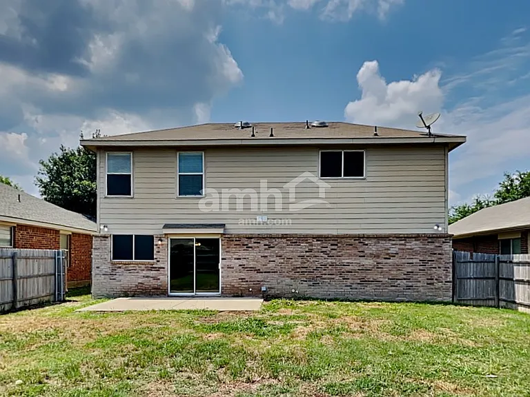 2014 Kingsbridge Dr — Photo 21