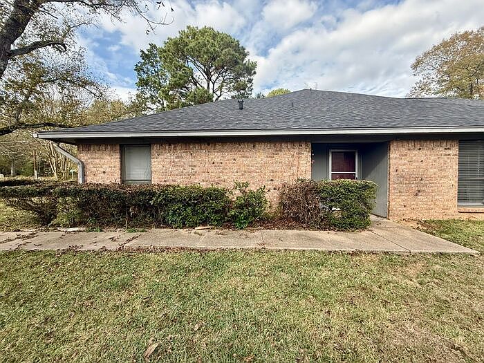 1st image of 8304 Garrett Dr
