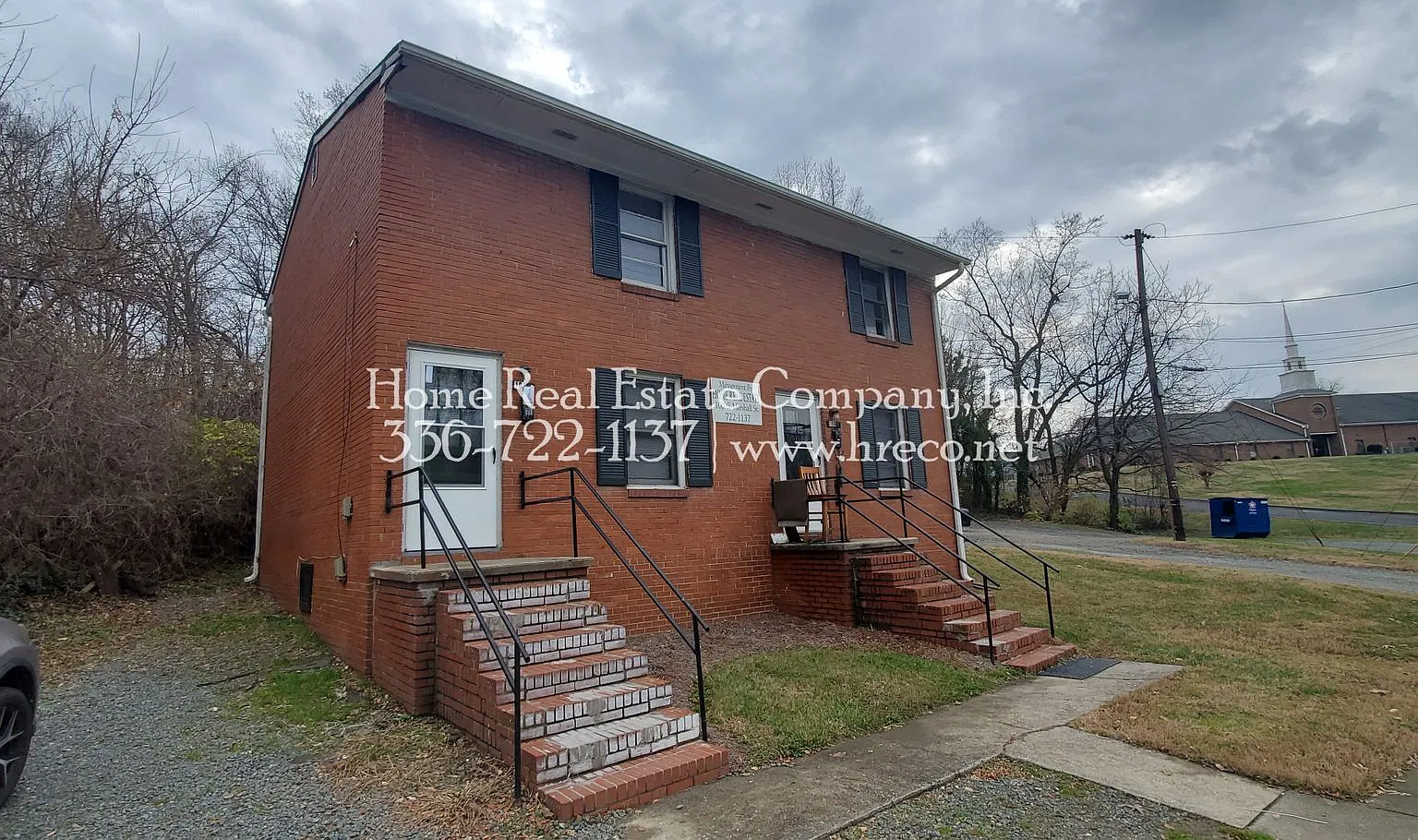102 NE. Glenn Avenue — Photo 1