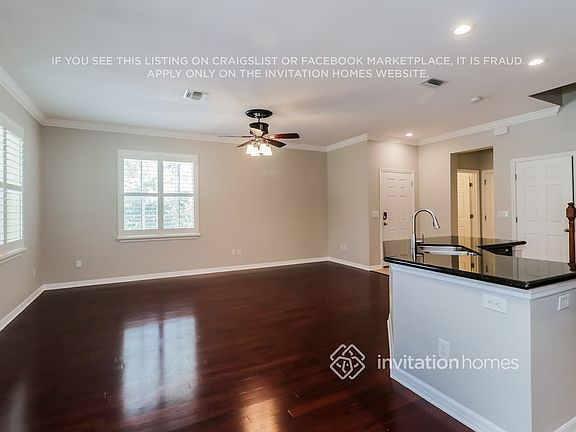 4th image of 7571 Tamarind Ave