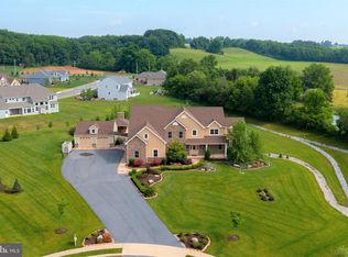 51 Chasen Ct, Reading, PA 19608