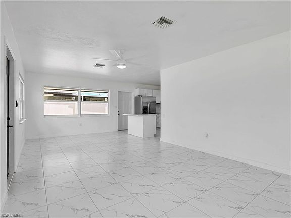 5th image of 1196 Pine Lake DR
