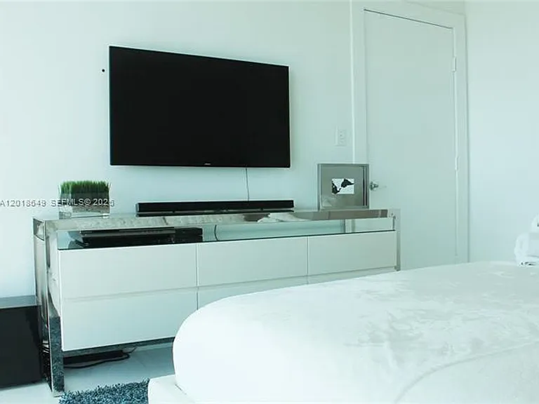 900 Biscayne Blvd #3207 — Photo 17