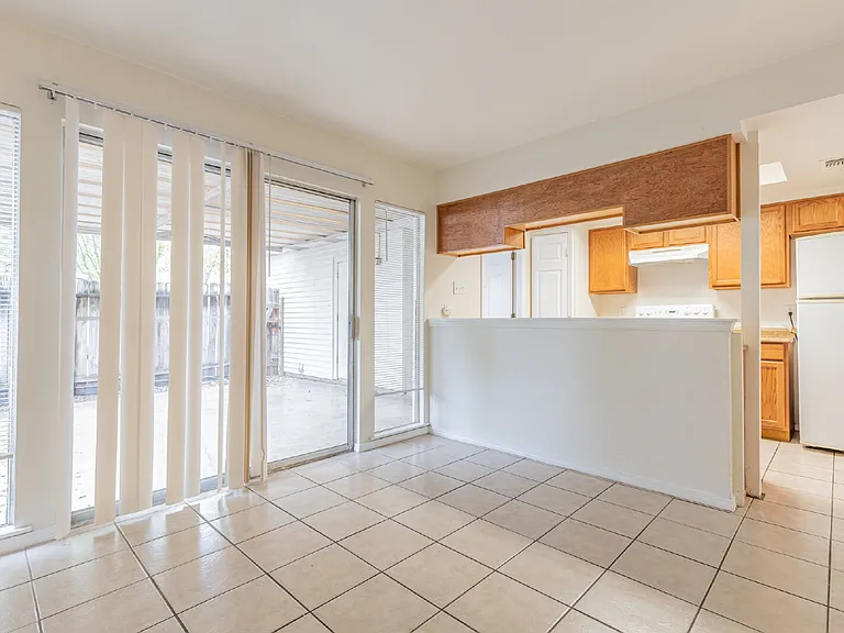 14423 Brook Hollow Blvd #A — Photo 13