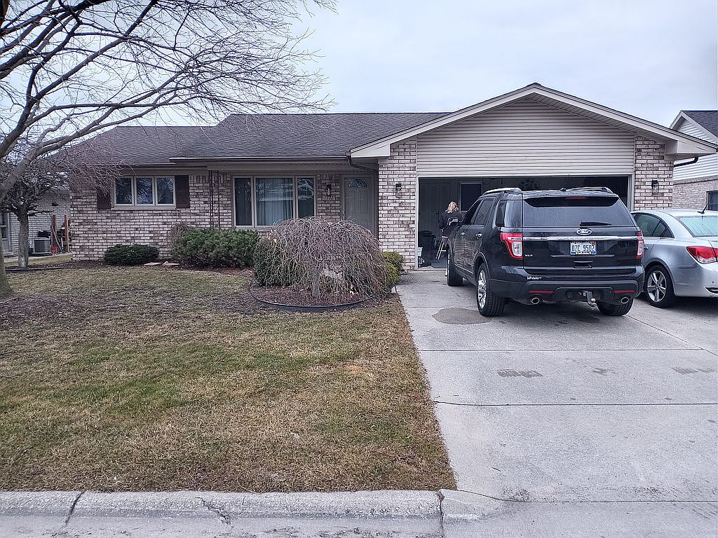 7332 Aqua Isle Dr, Algonac, MI 48001 Zillow