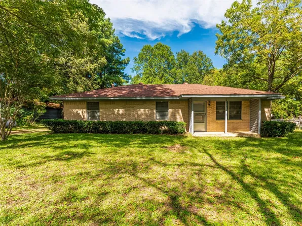 1505 Mansfield Rd, Paris, TX 75462