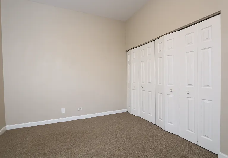 3144 S Prairie Ave #3S — Photo 13