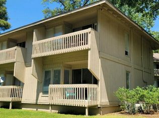 1074 Seacliff Dr N, Daphne, AL 36526