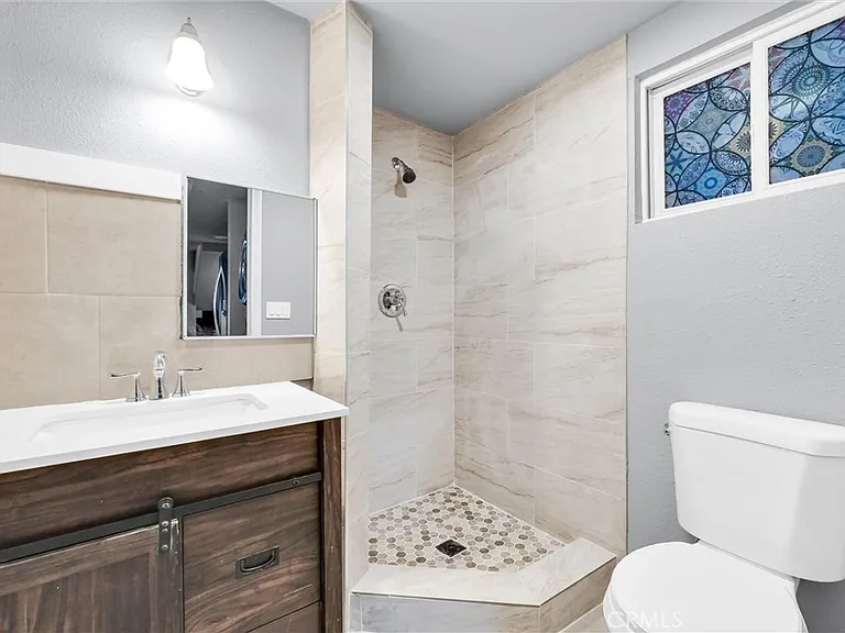354 E Culver Ave — Photo 8