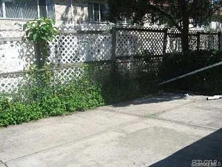 160-45 Willets Point Blvd — Photo 4